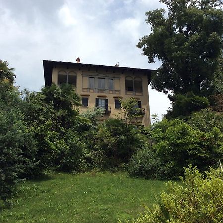 Hotel Villa Della Quercia Verbania Exterior foto
